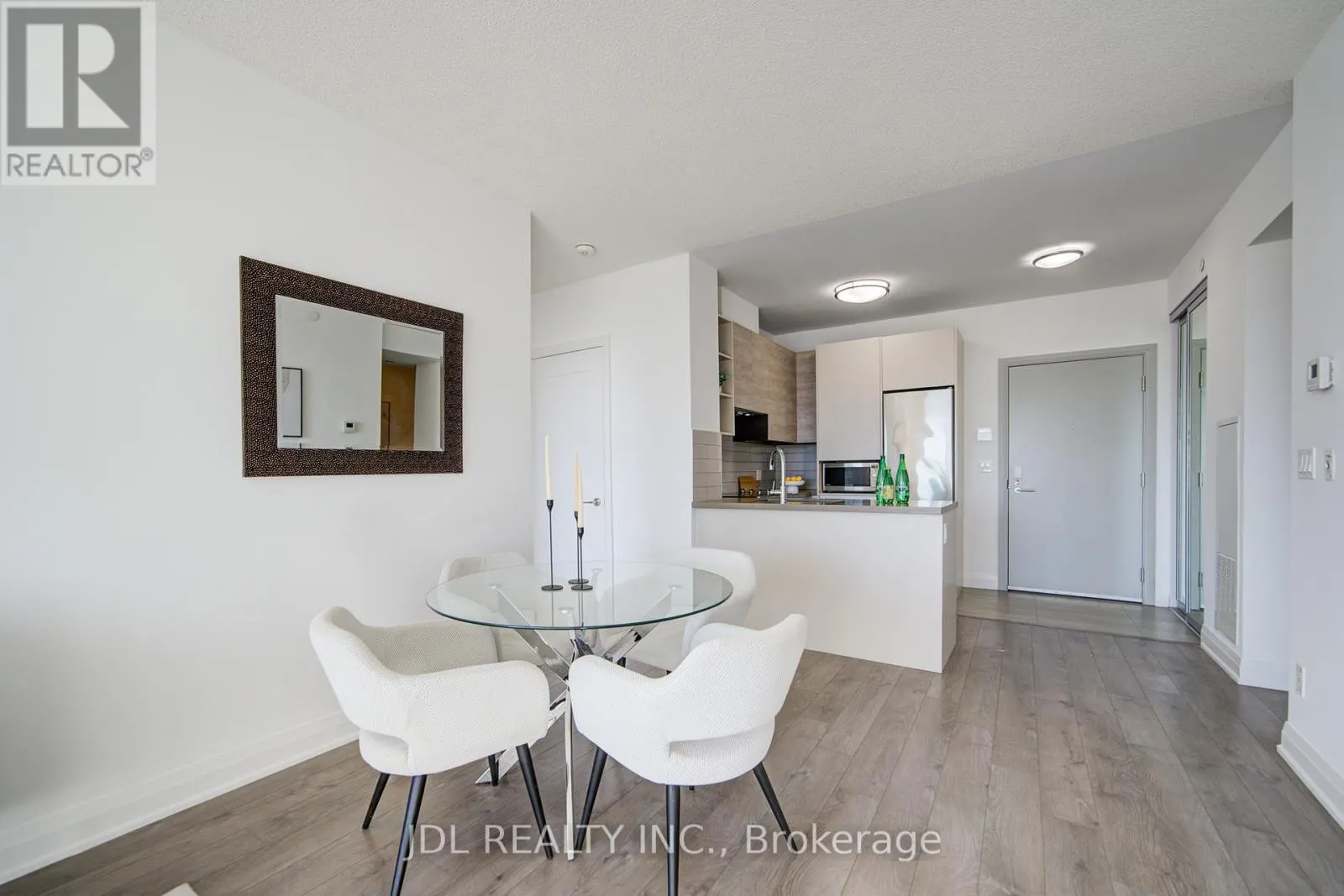 803 - 398 HIGHWAY 7 E