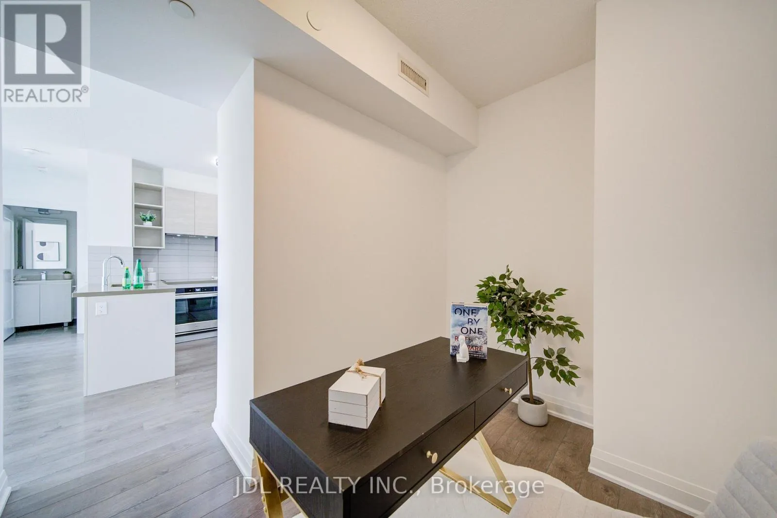 803 - 398 HIGHWAY 7 E