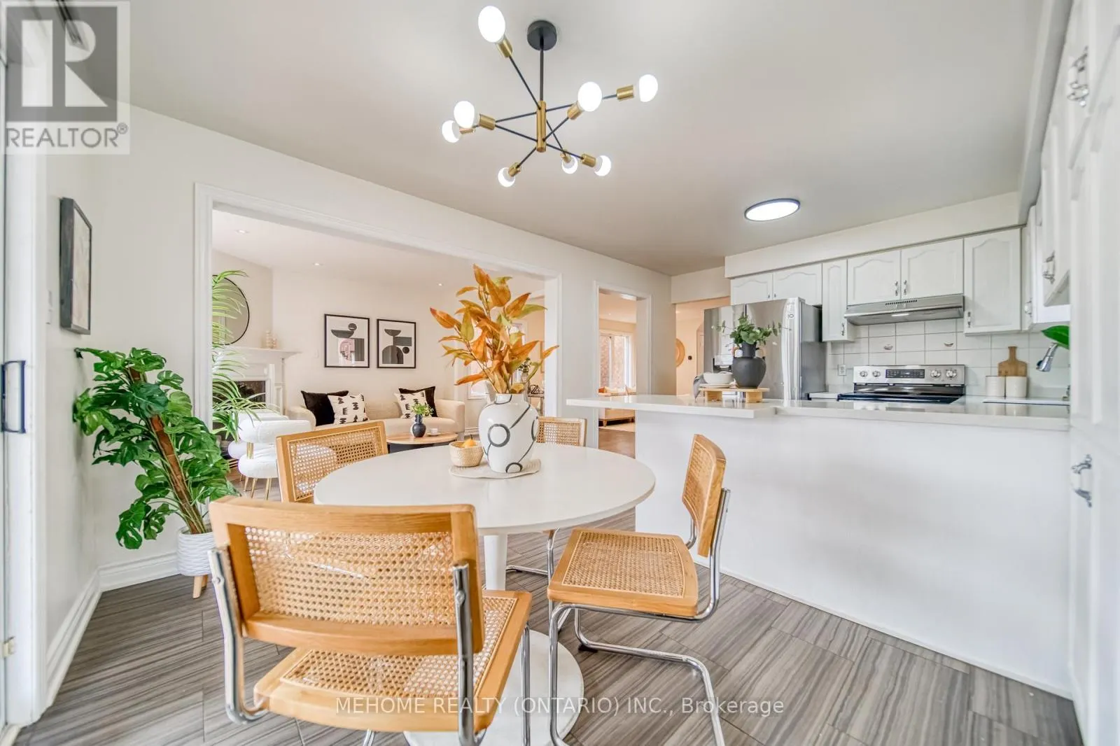 55 D'AMATO CRESCENT