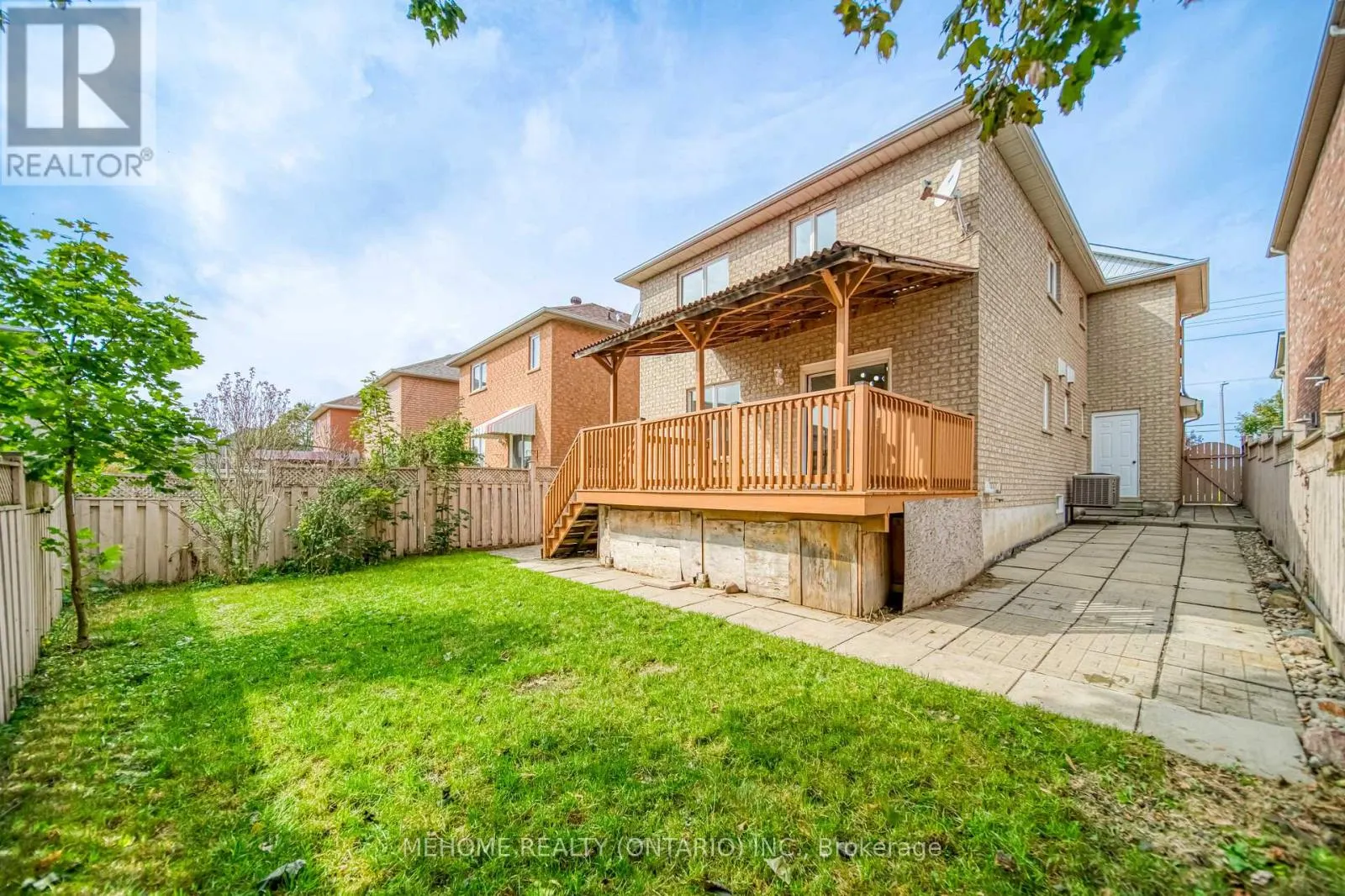 55 D'AMATO CRESCENT