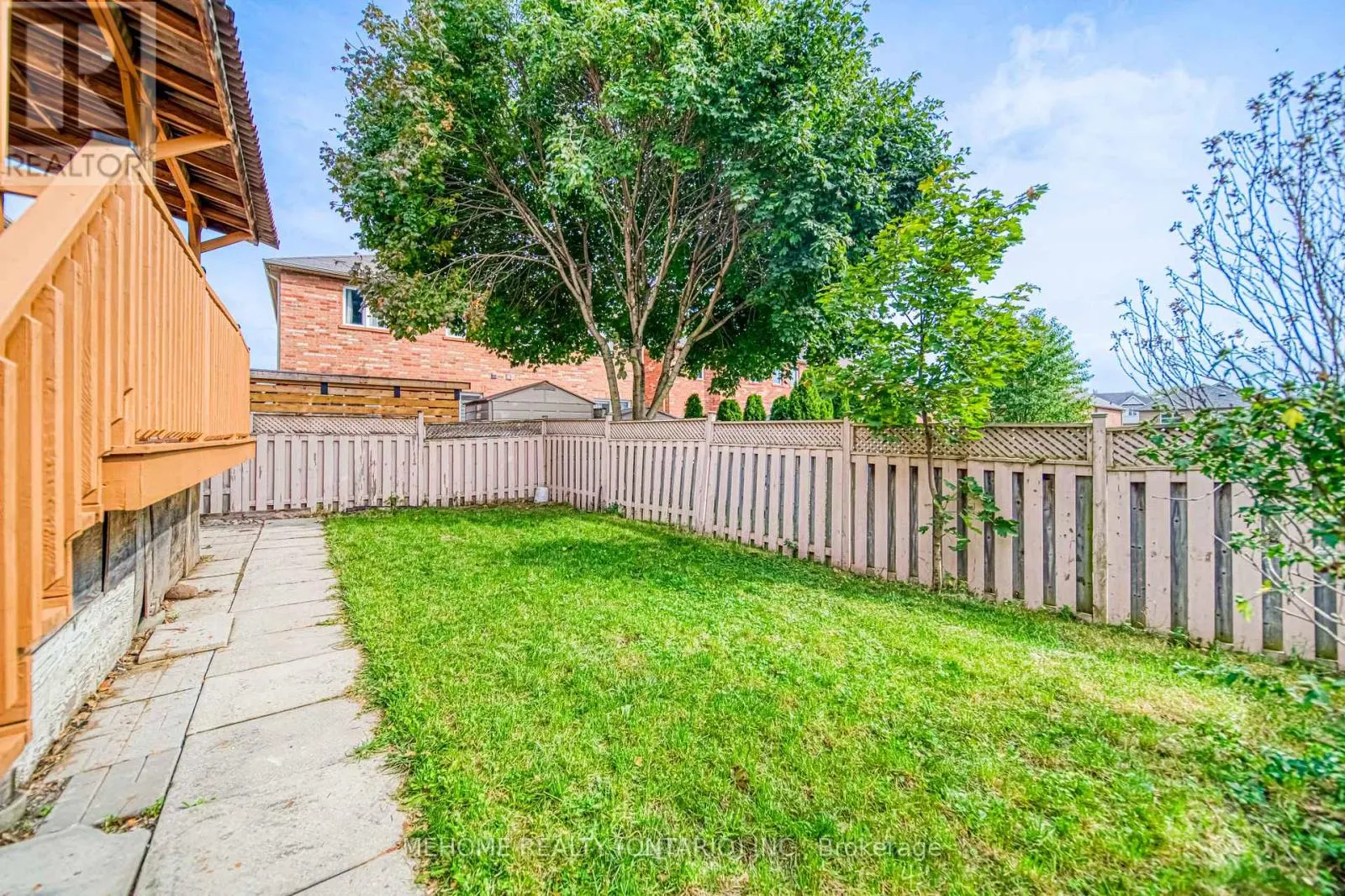 55 D'AMATO CRESCENT