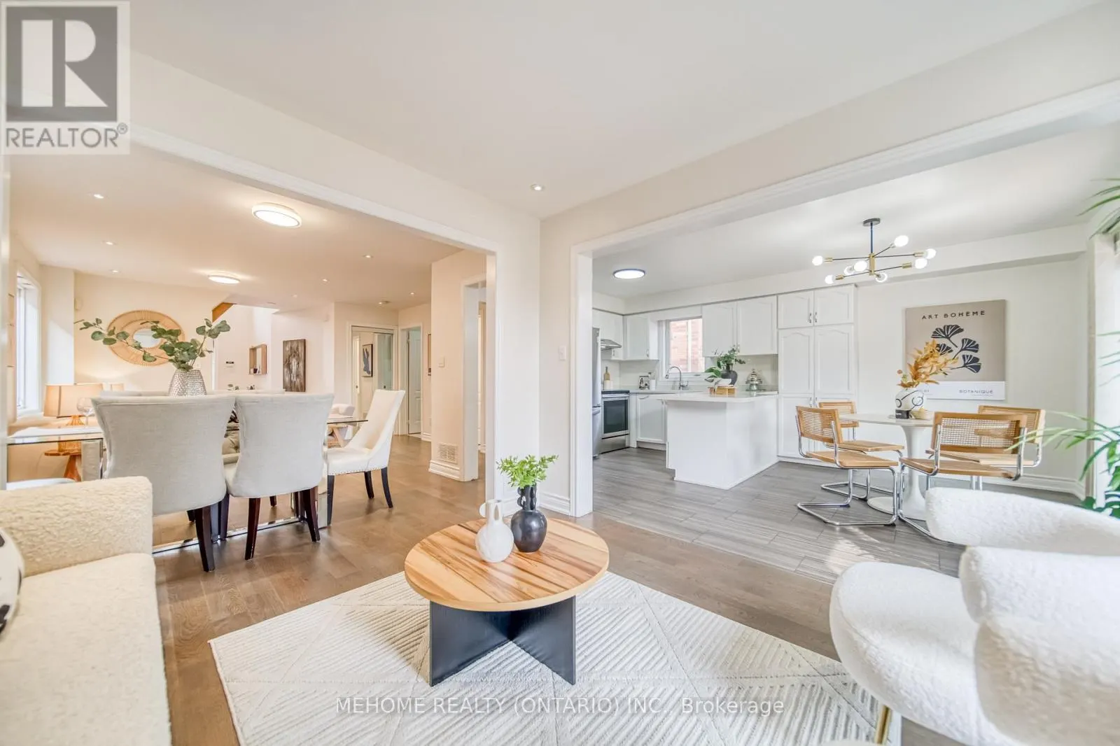 55 D'AMATO CRESCENT