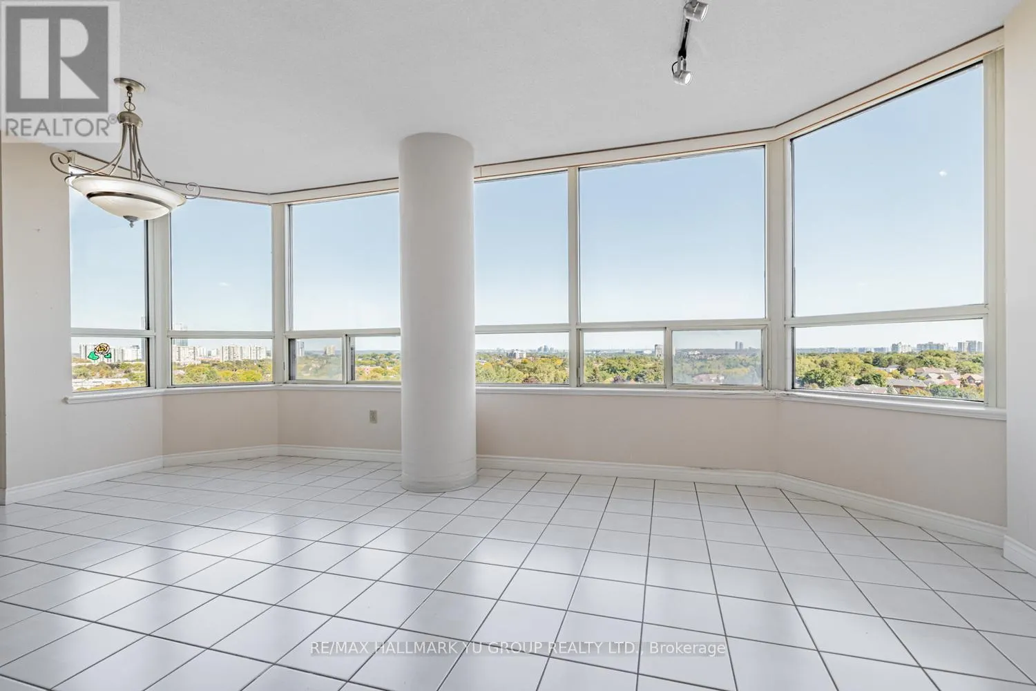 1203 - 7 TOWNSGATE DRIVE