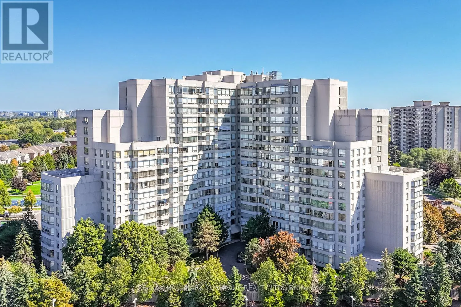 1203 - 7 TOWNSGATE DRIVE