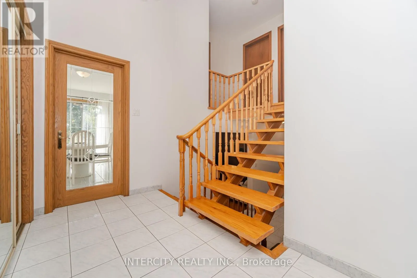 26 NORTH RIDGE ROAD