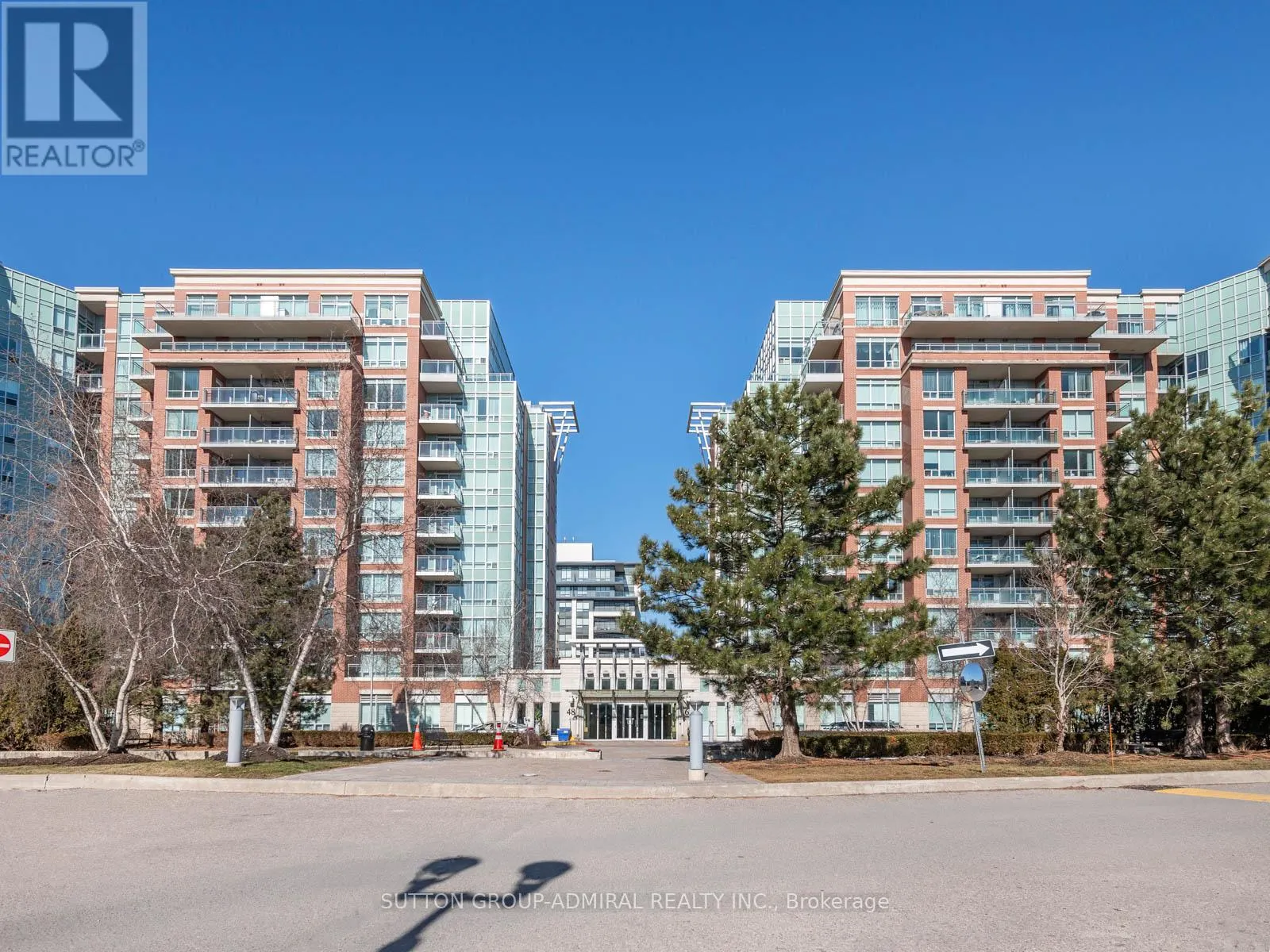 116 - 48 SUNCREST BOULEVARD