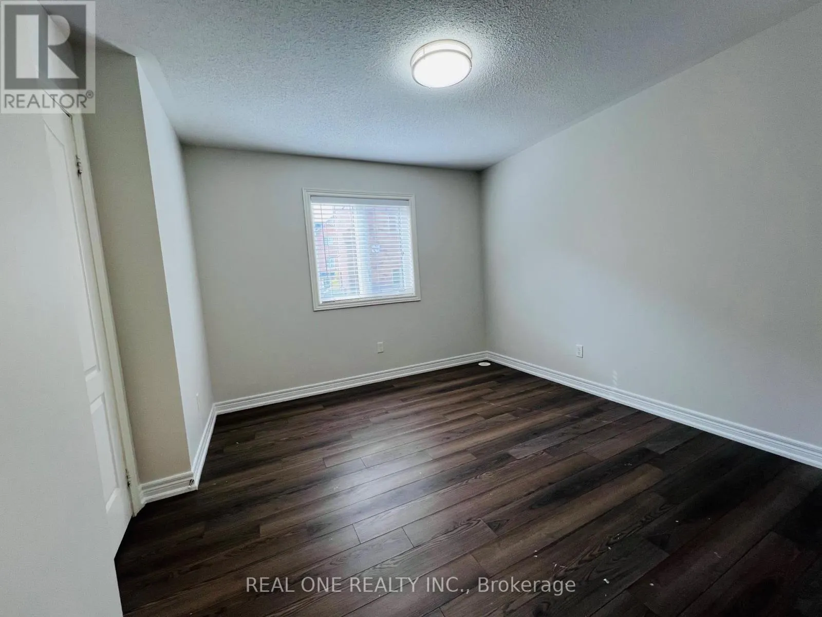83 ROY GROVE WAY