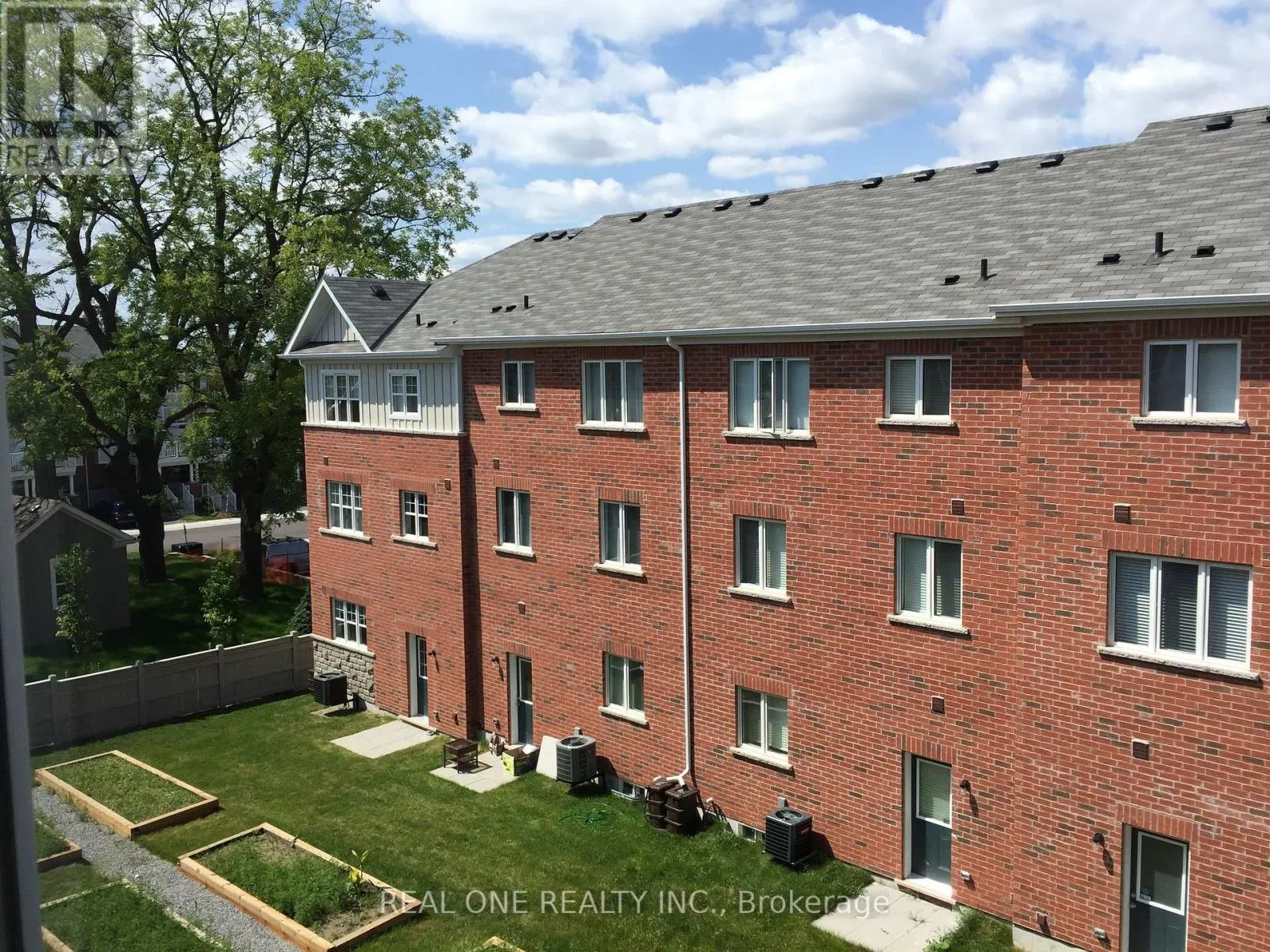 83 ROY GROVE WAY
