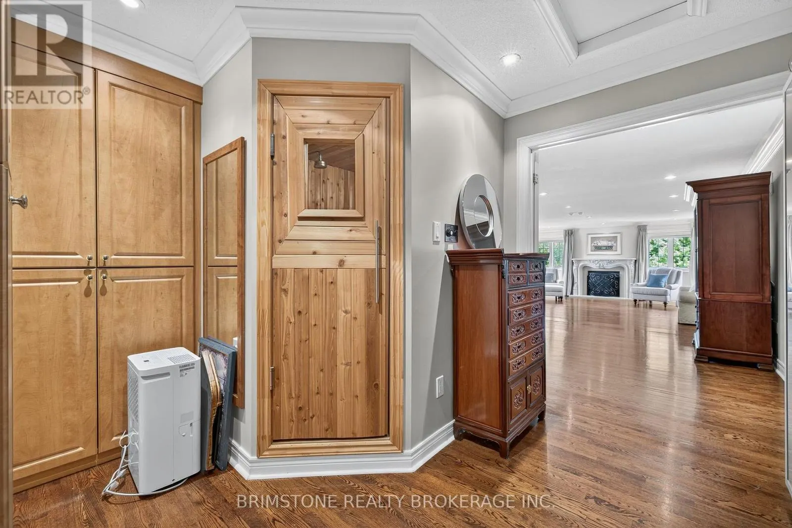 123 SALAMANDER COURT