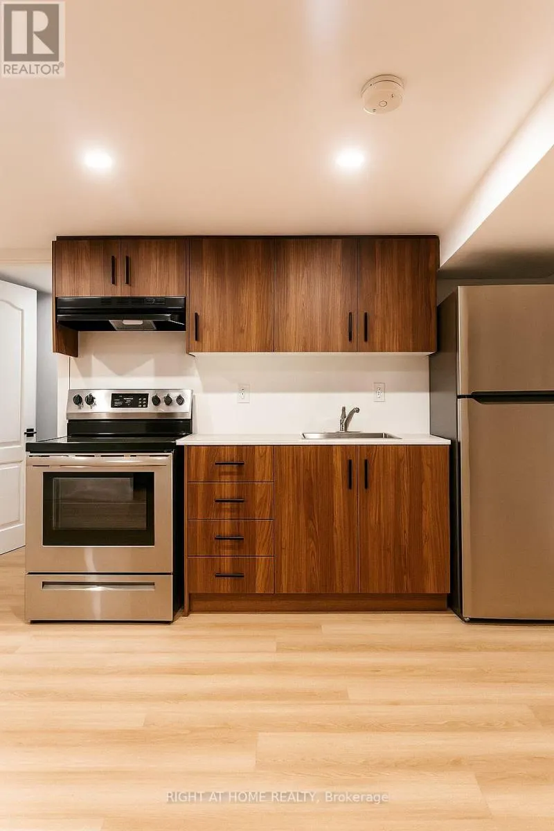 BSMT 1 - 24 SUNBAY COURT