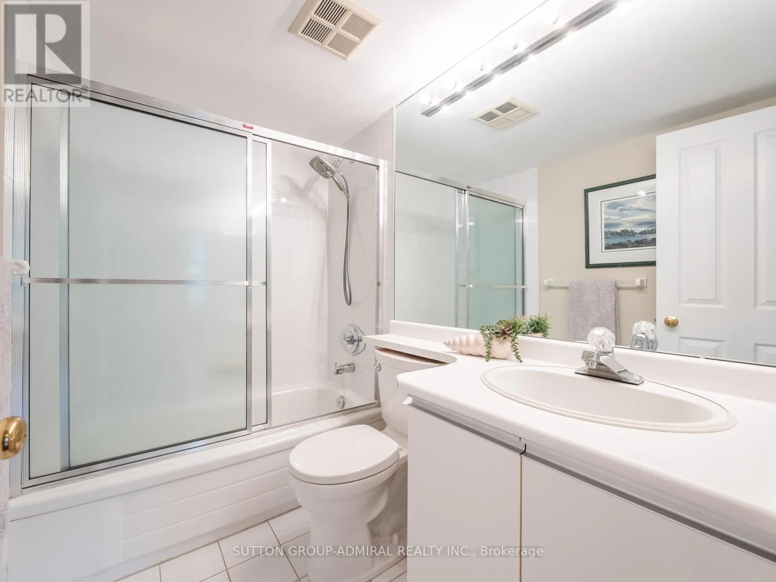 407 - 7250 YONGE STREET