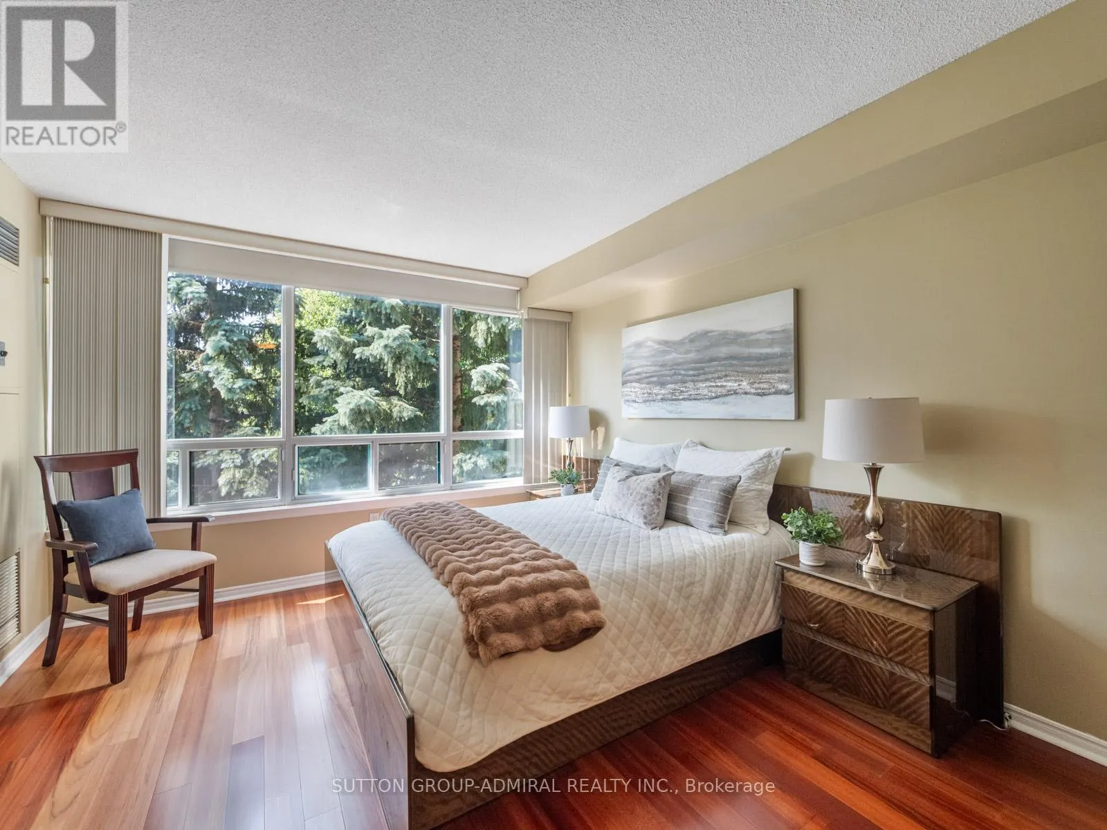 407 - 7250 YONGE STREET