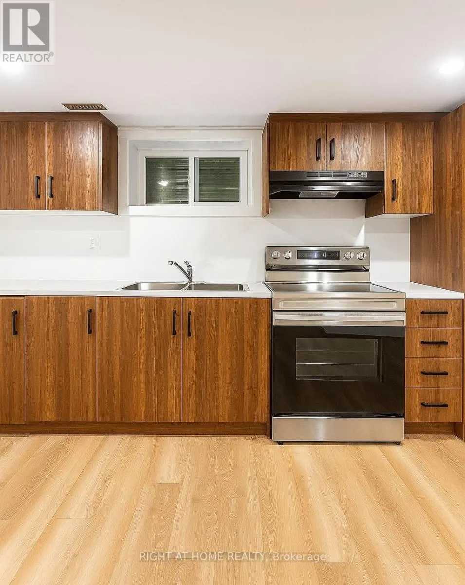 BSMT 2 - 24 SUNBAY COURT