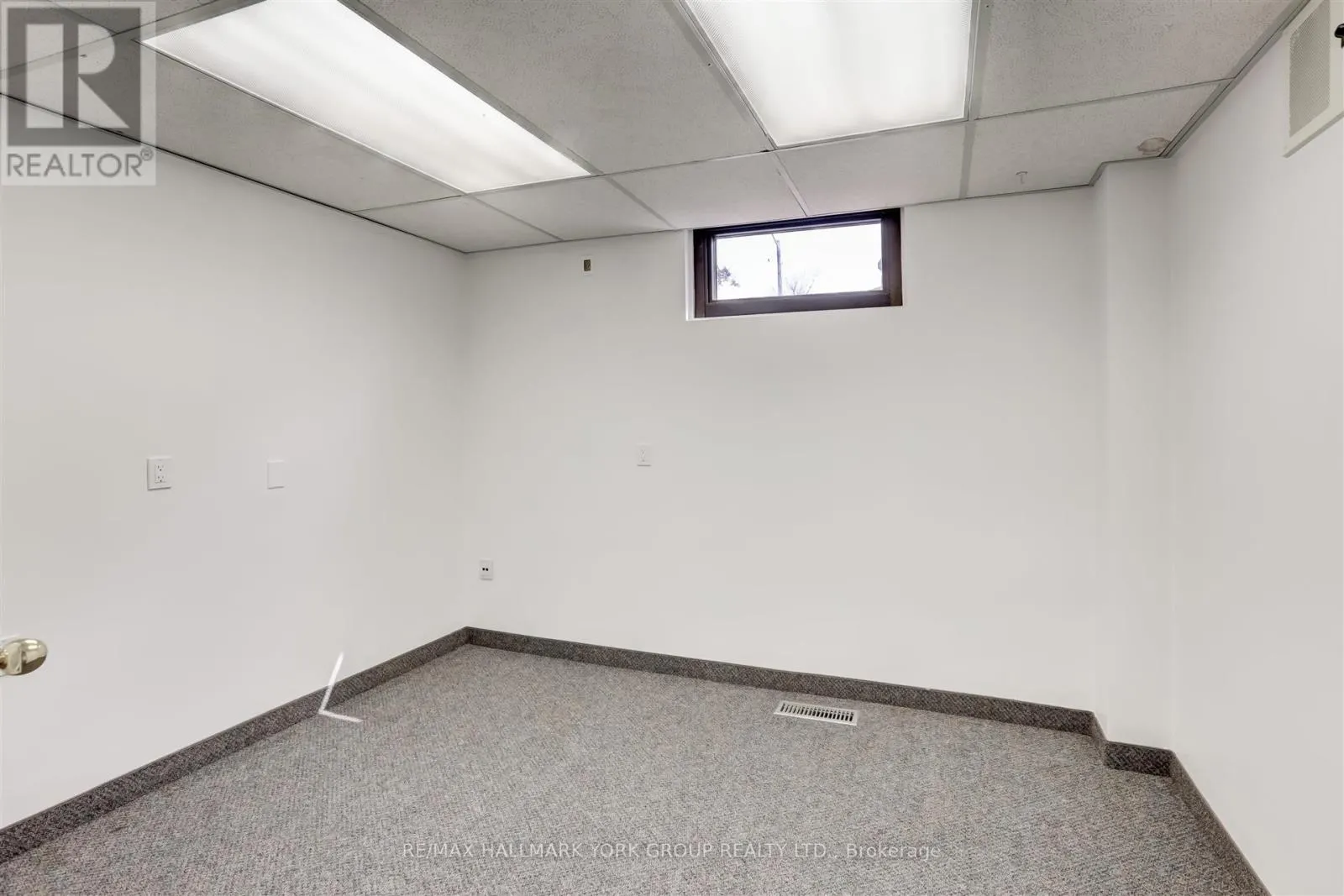15064 YONGE STREET