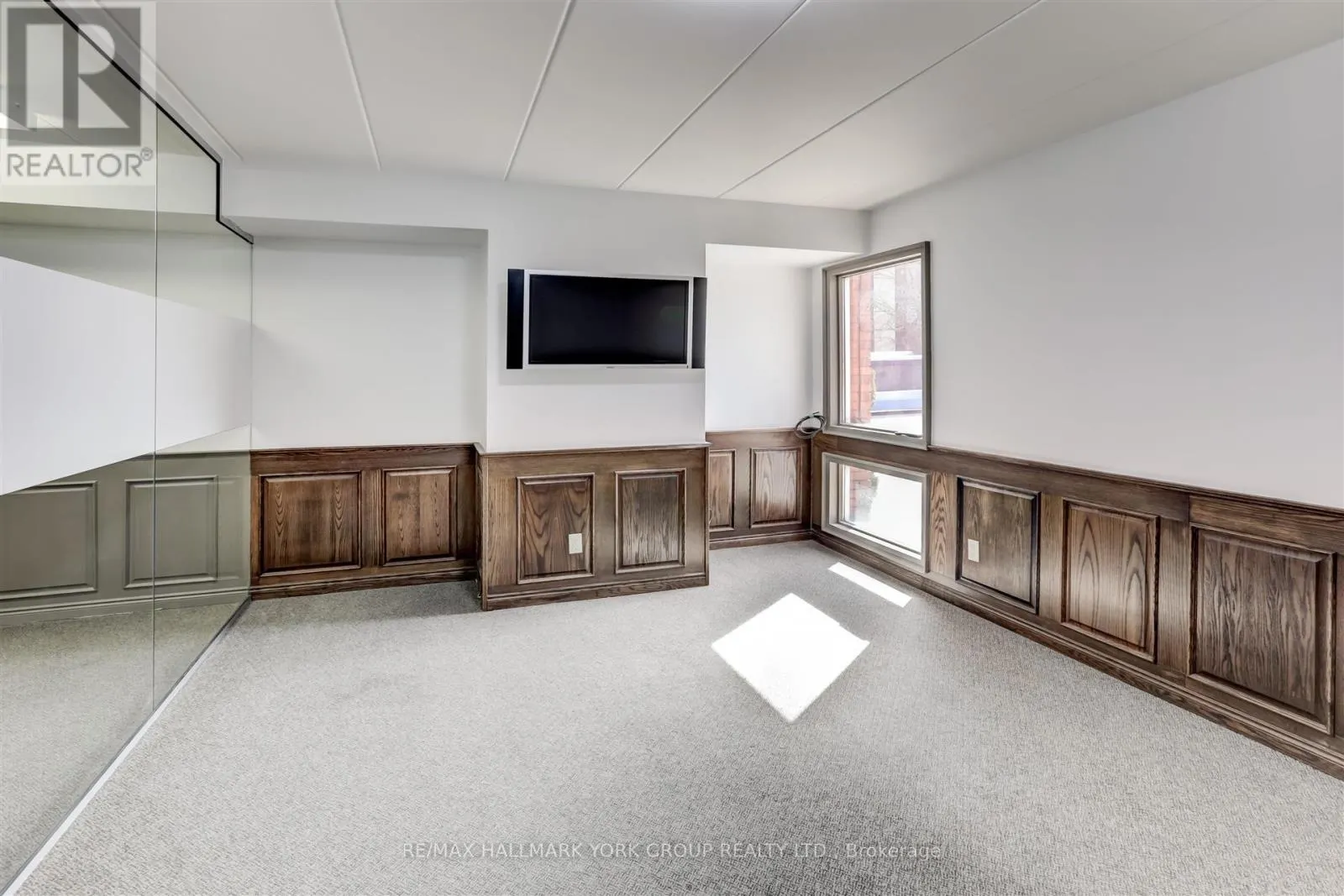 15064 YONGE STREET