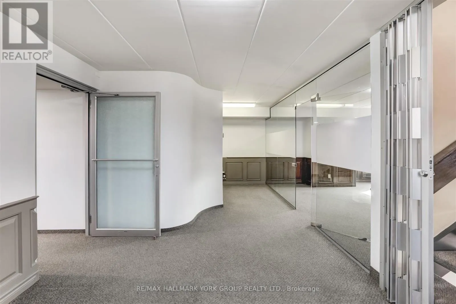 15064 YONGE STREET