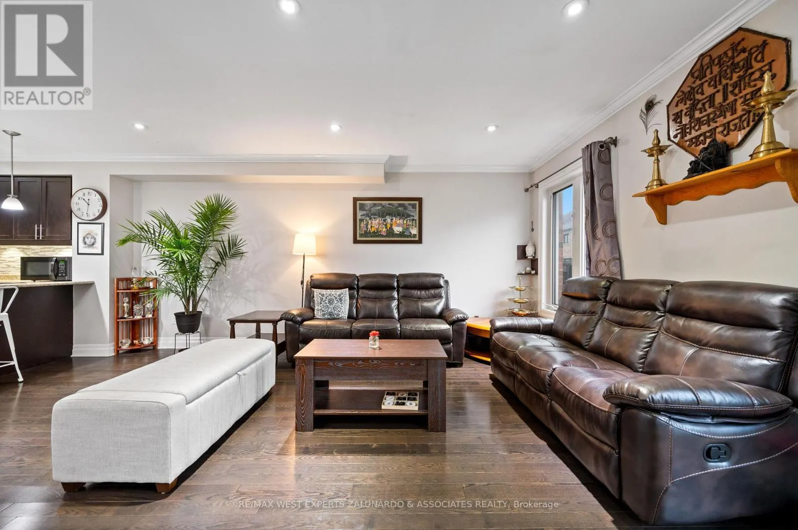 281 MEADOWHAWK TRAIL