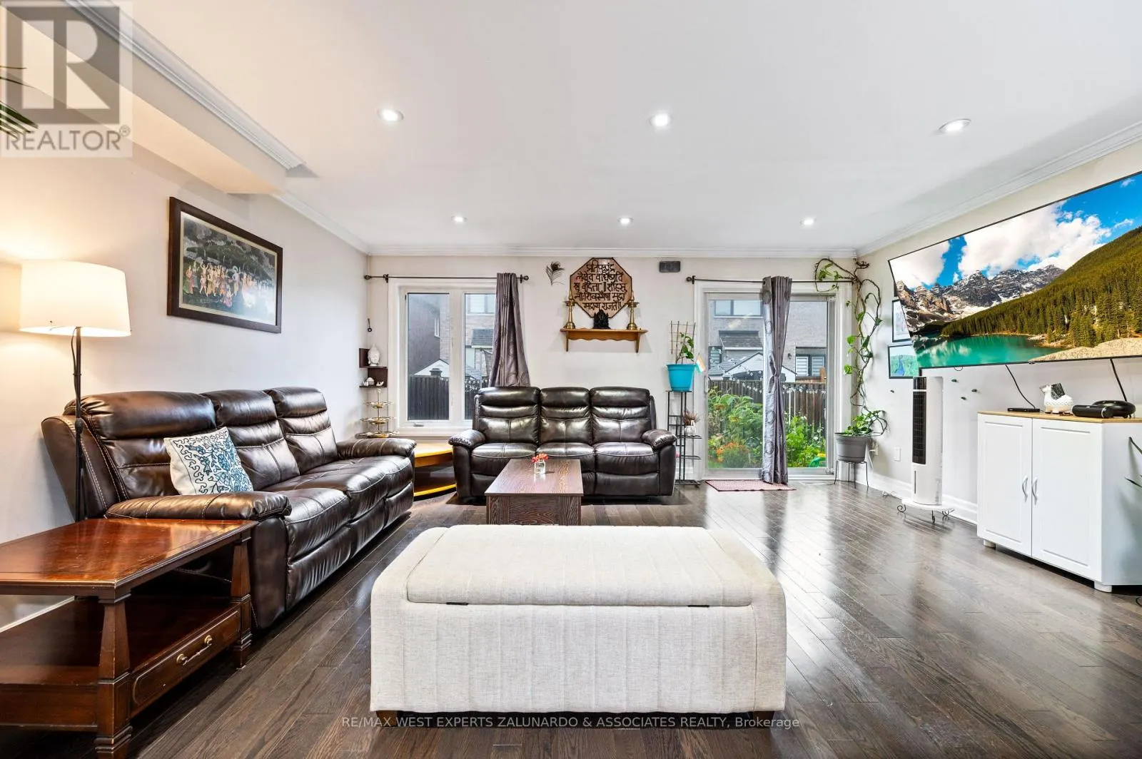 281 MEADOWHAWK TRAIL