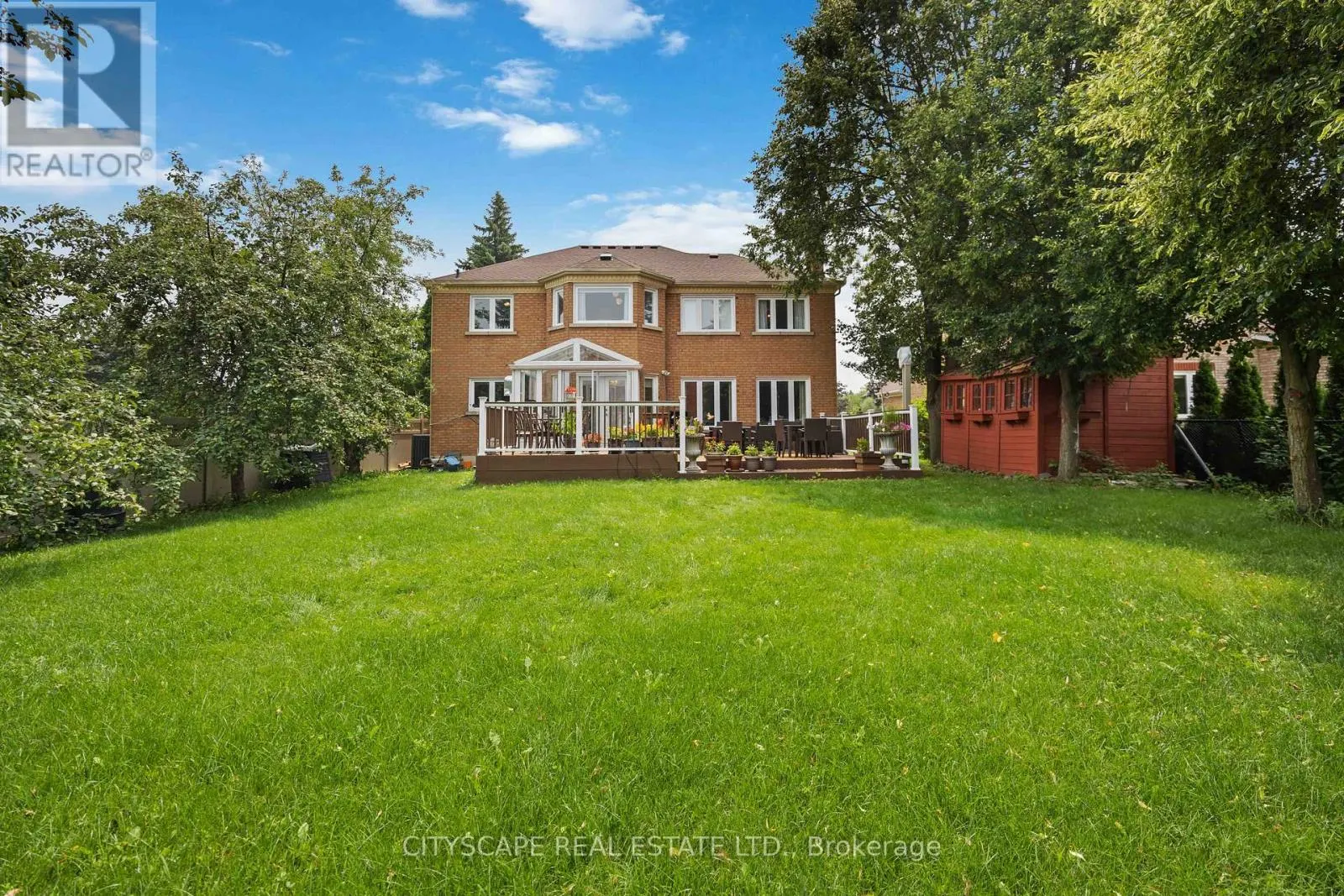 406 WELDRICK ROAD E