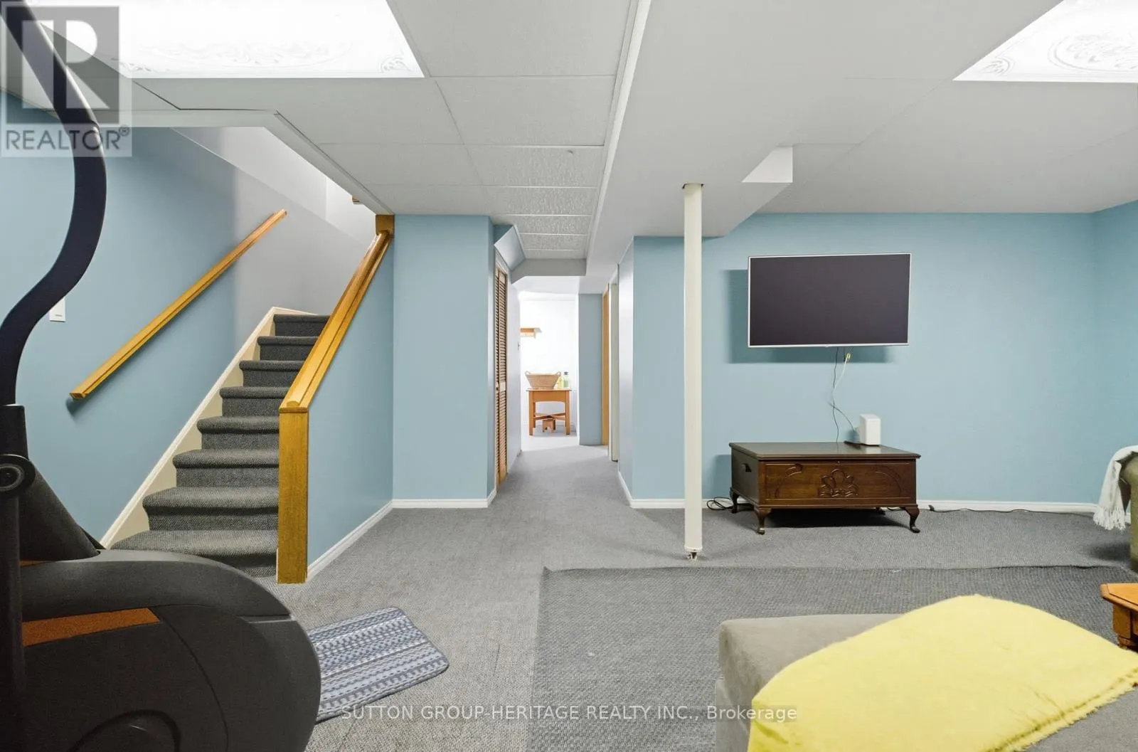 69 SPRAGG CIRCLE