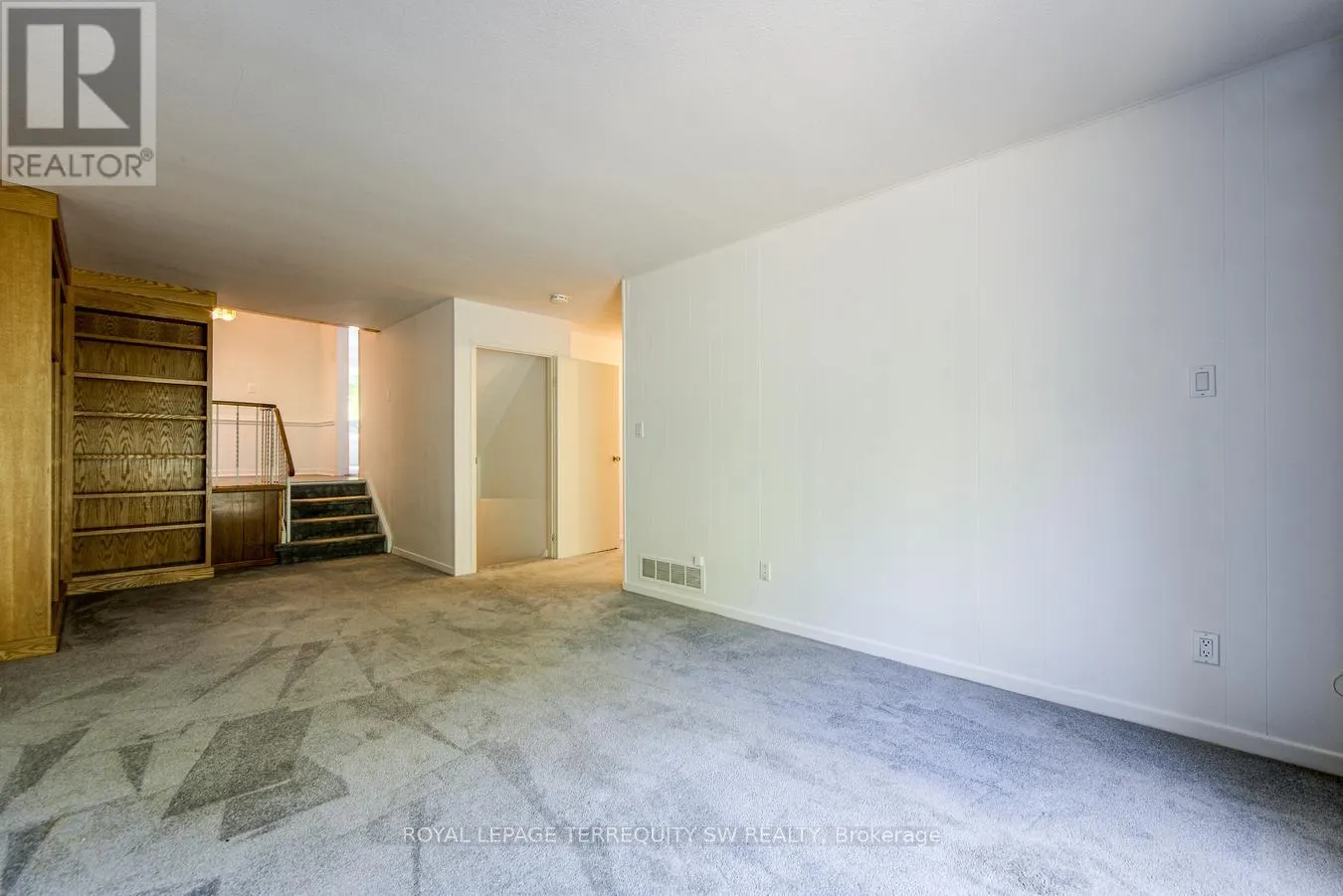 329 DENNIE AVENUE