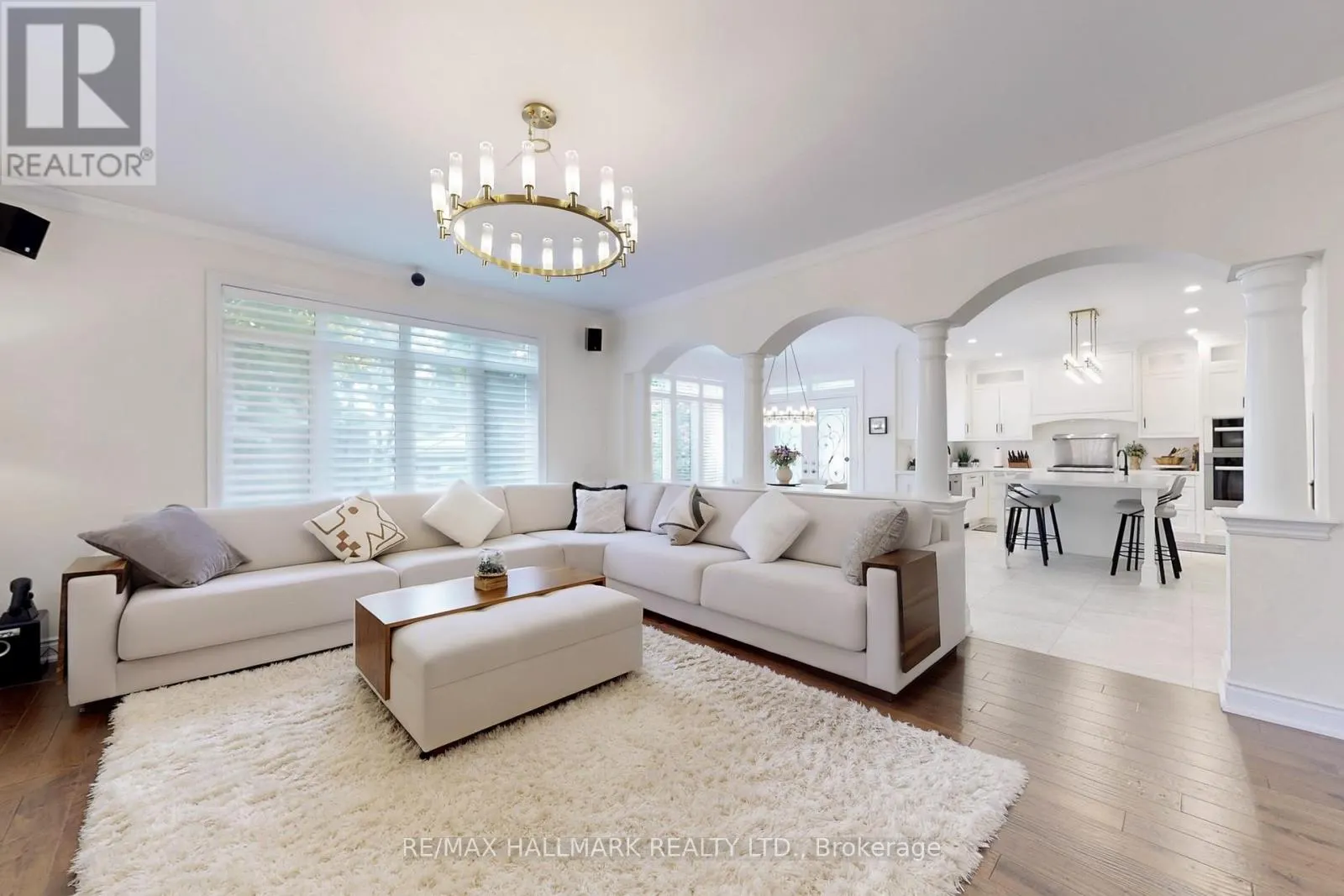 436 PARADELLE DRIVE