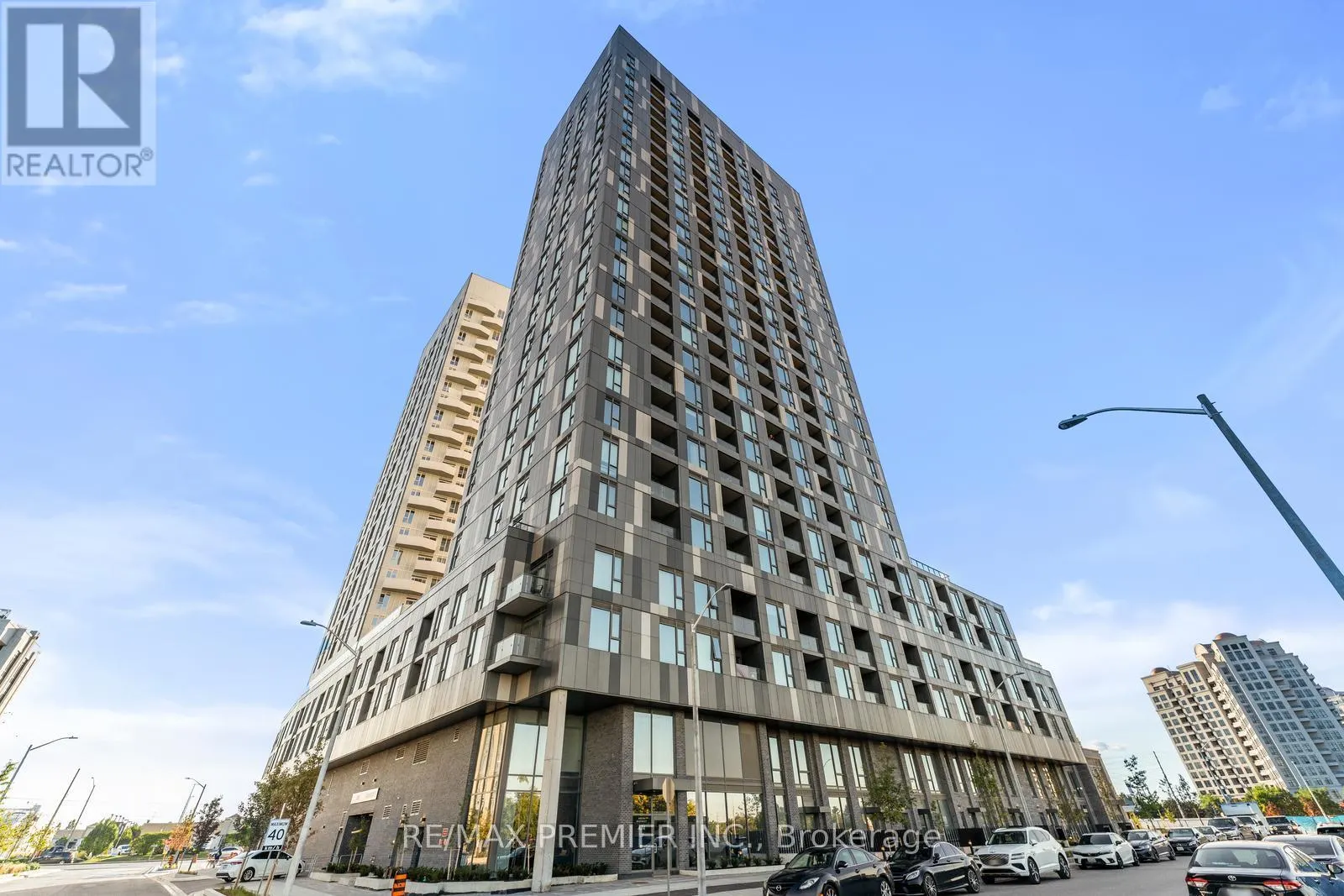 2209 - 474 CALDARI ROAD