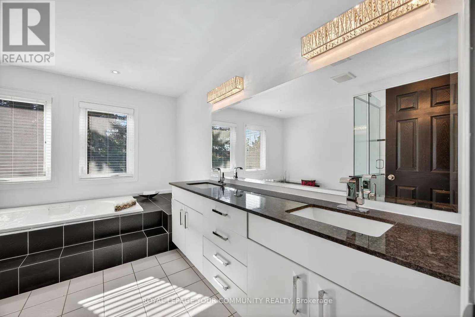 684 EXCELLER CIRCLE