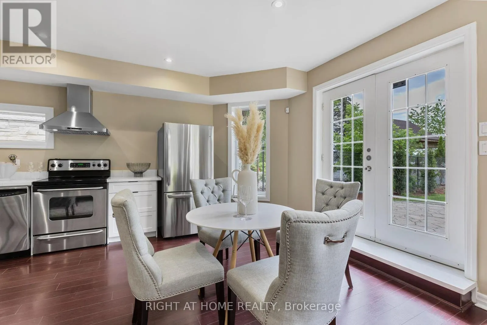 429 NORTH LAKE ROAD