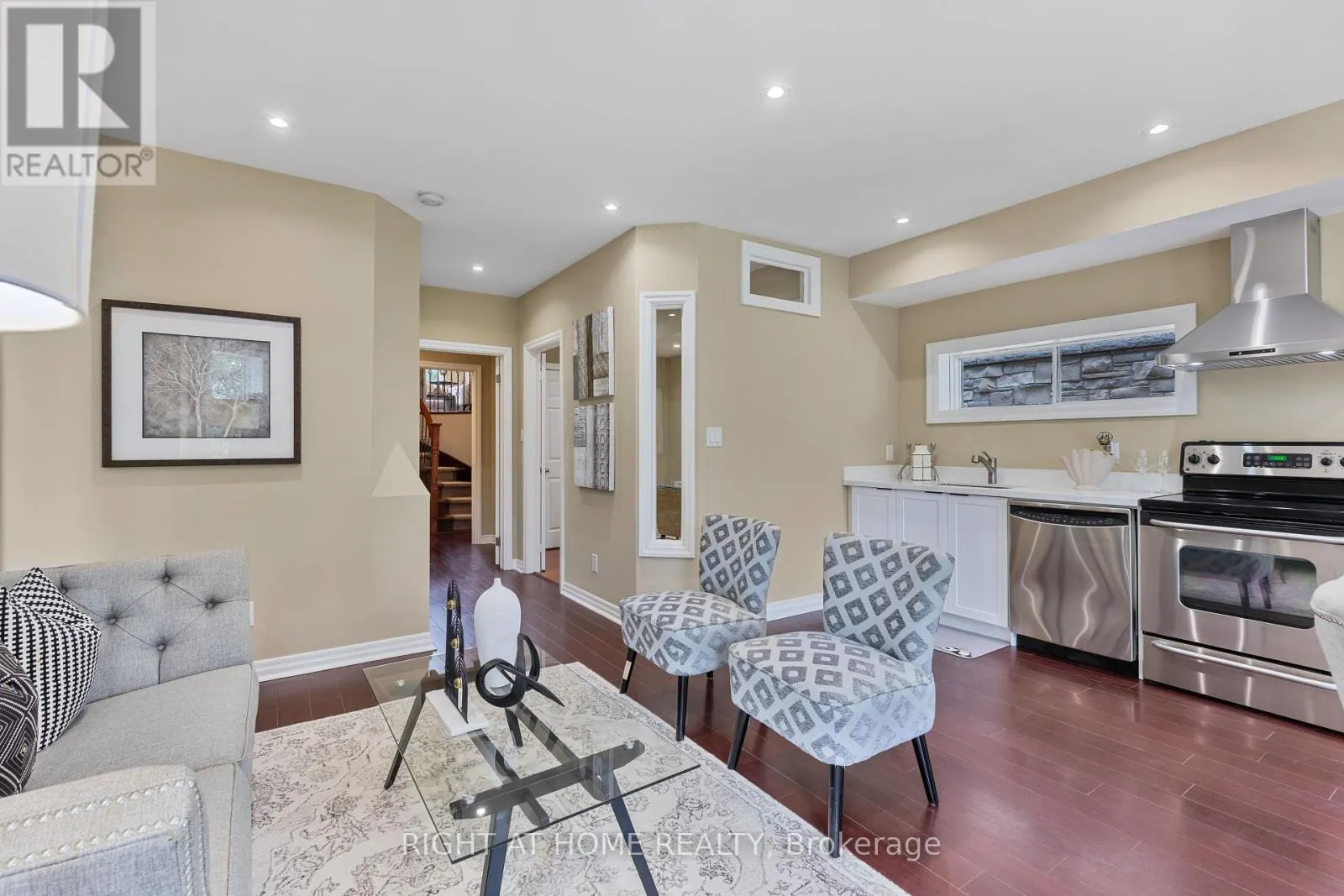 429 NORTH LAKE ROAD