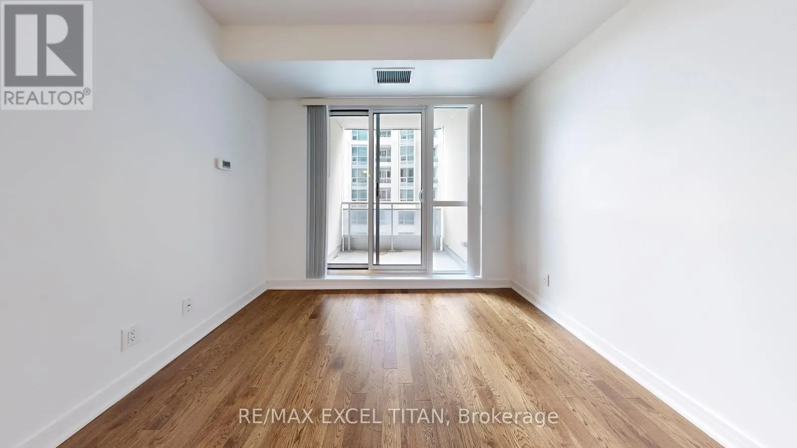309 - 9205 YONGE STREET