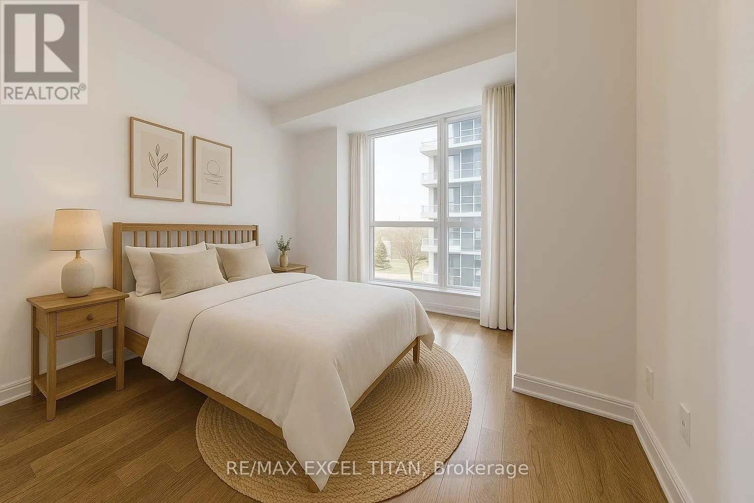 309 - 9205 YONGE STREET