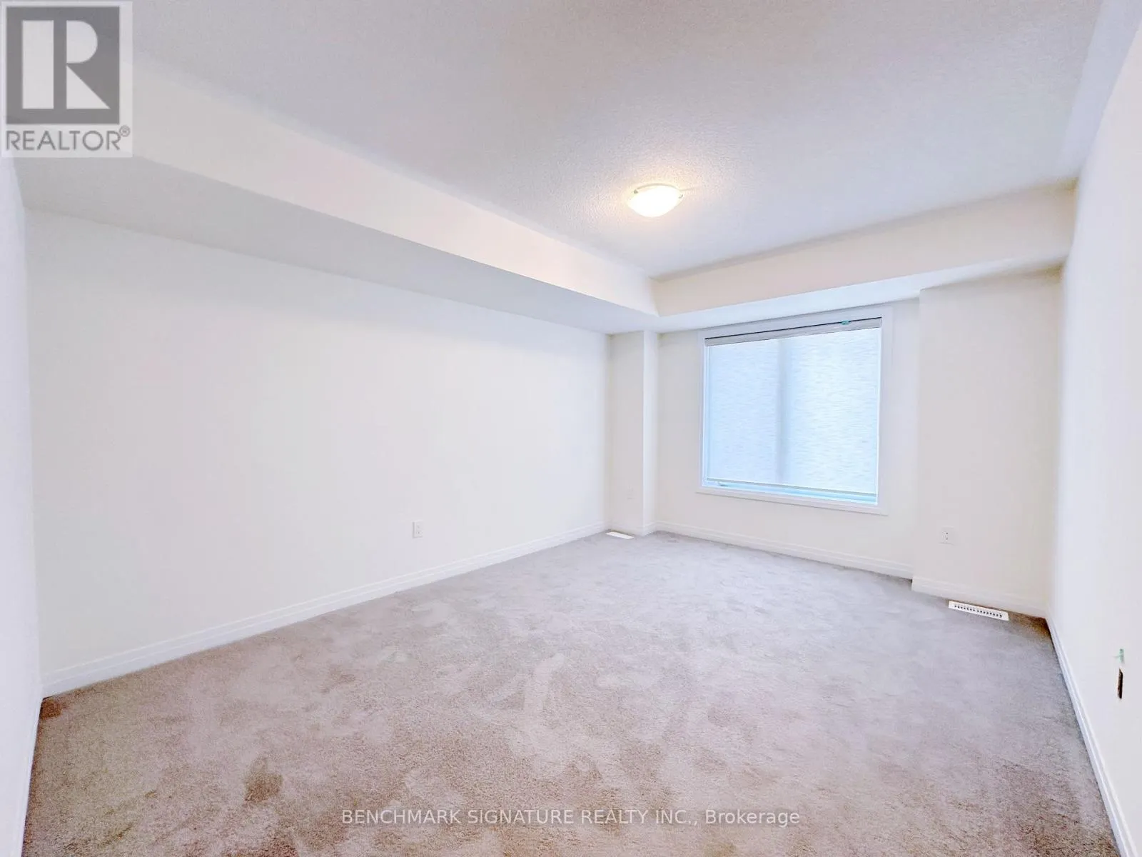 18 MILLMAN LANE