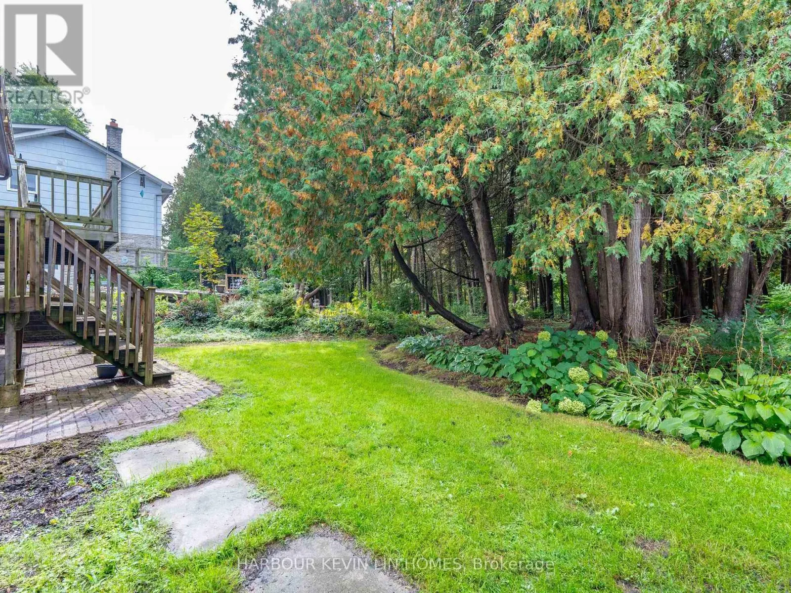213 MURRAY DRIVE