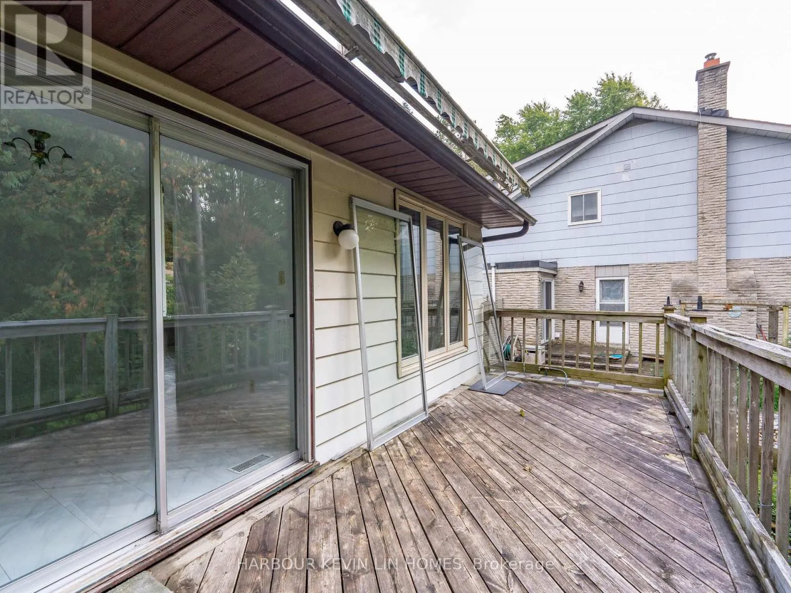 213 MURRAY DRIVE