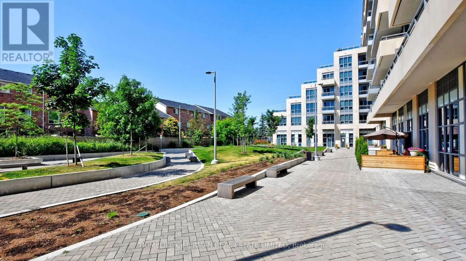 810 - 9191 YONGE STREET