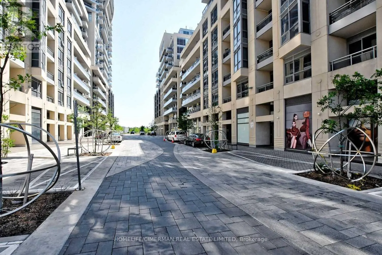810 - 9191 YONGE STREET