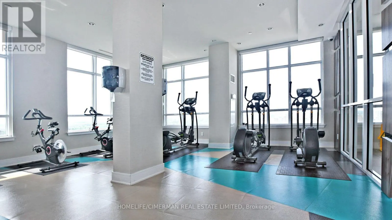 810 - 9191 YONGE STREET