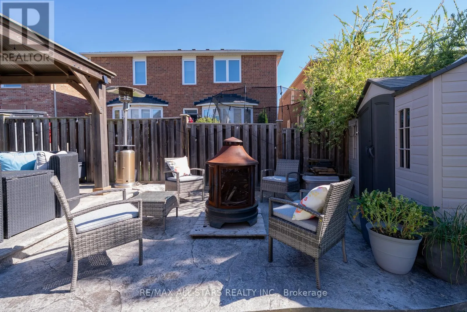 134 STEPHENSBROOK CIRCLE