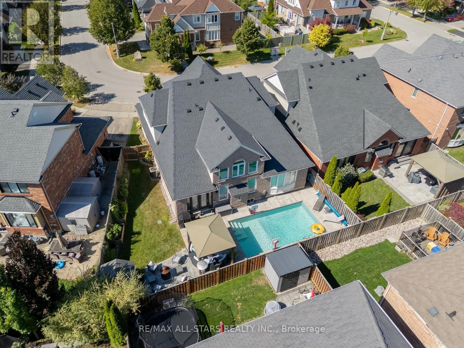 134 STEPHENSBROOK CIRCLE