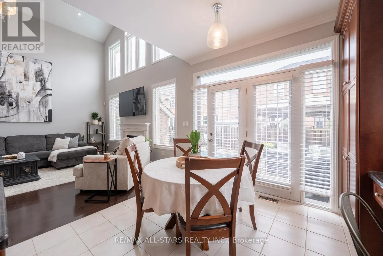 134 STEPHENSBROOK CIRCLE