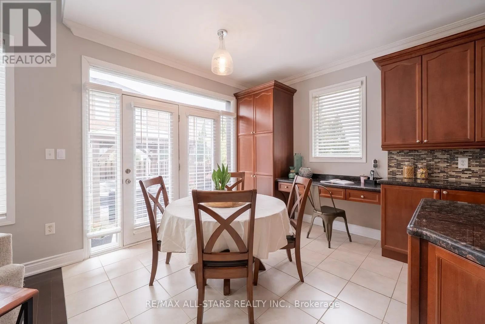 134 STEPHENSBROOK CIRCLE