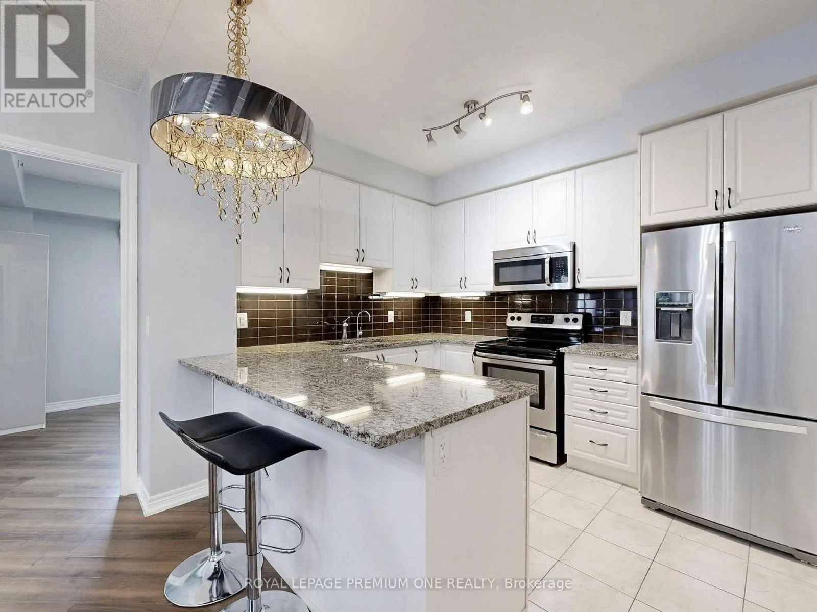 1202 - 9255 JANE STREET