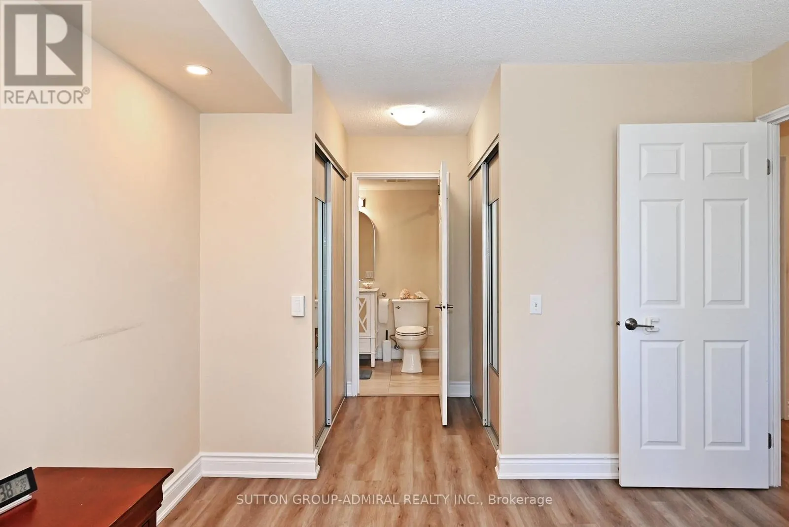 203 - 91 TOWNSGATE DRIVE