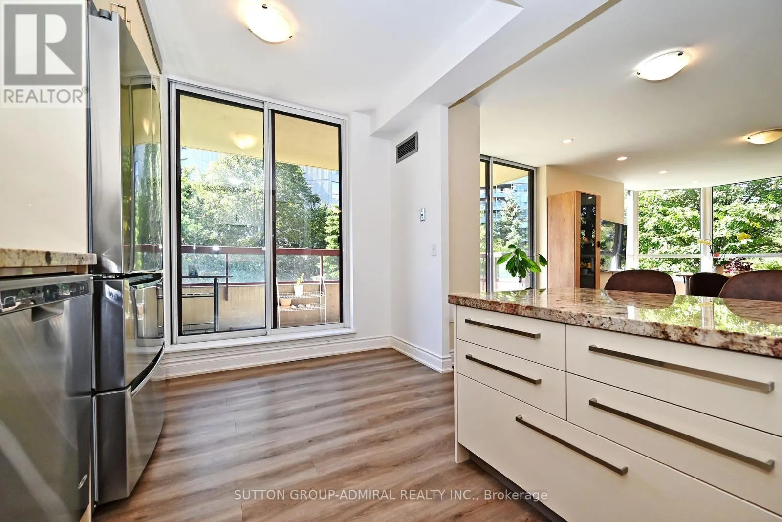 203 - 91 TOWNSGATE DRIVE