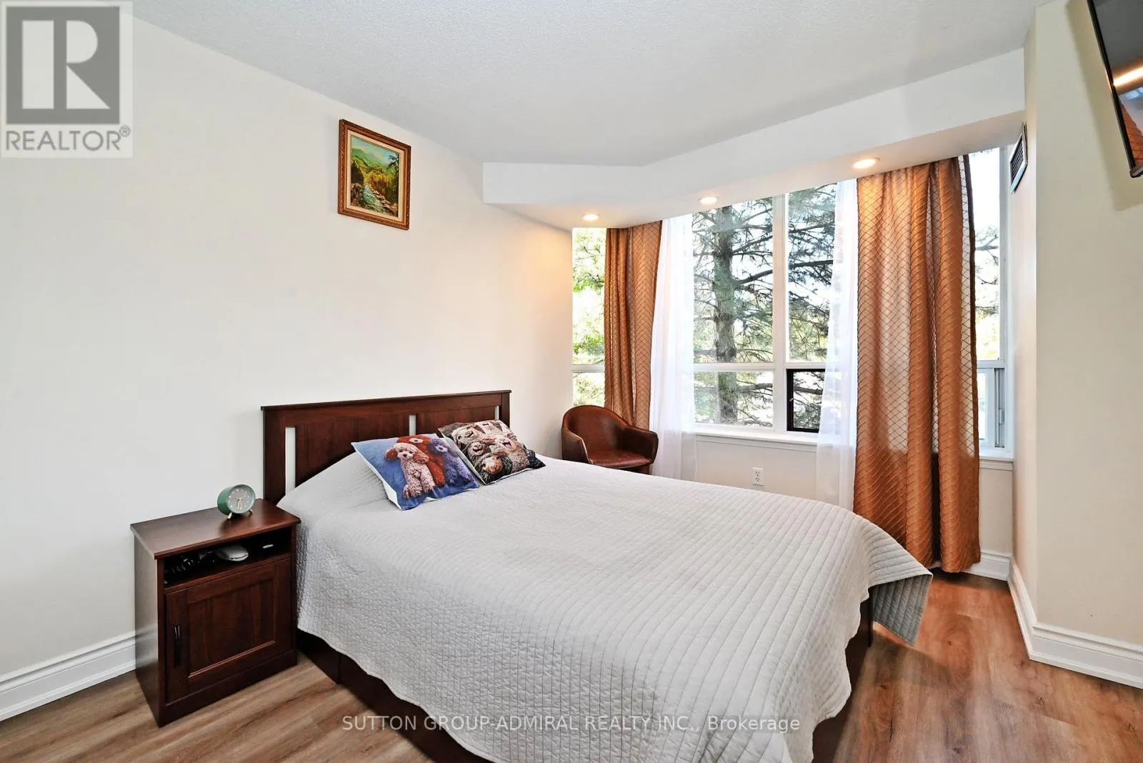 203 - 91 TOWNSGATE DRIVE