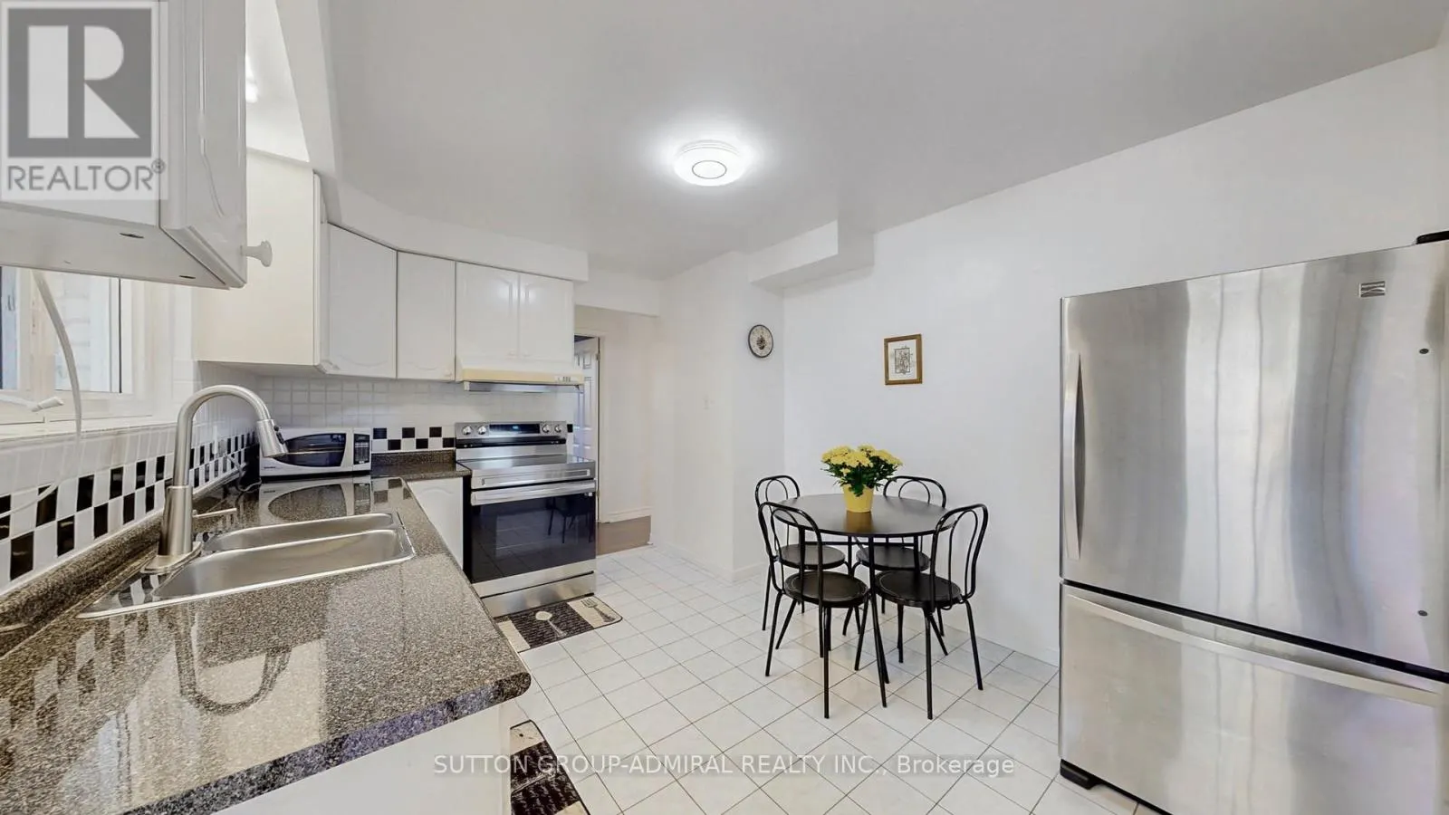 62 SHIELDMARK CRESCENT