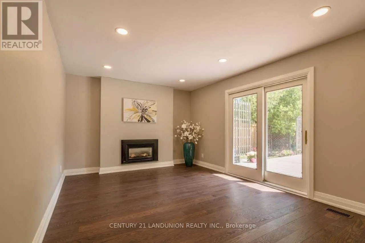 71 STODDART DRIVE