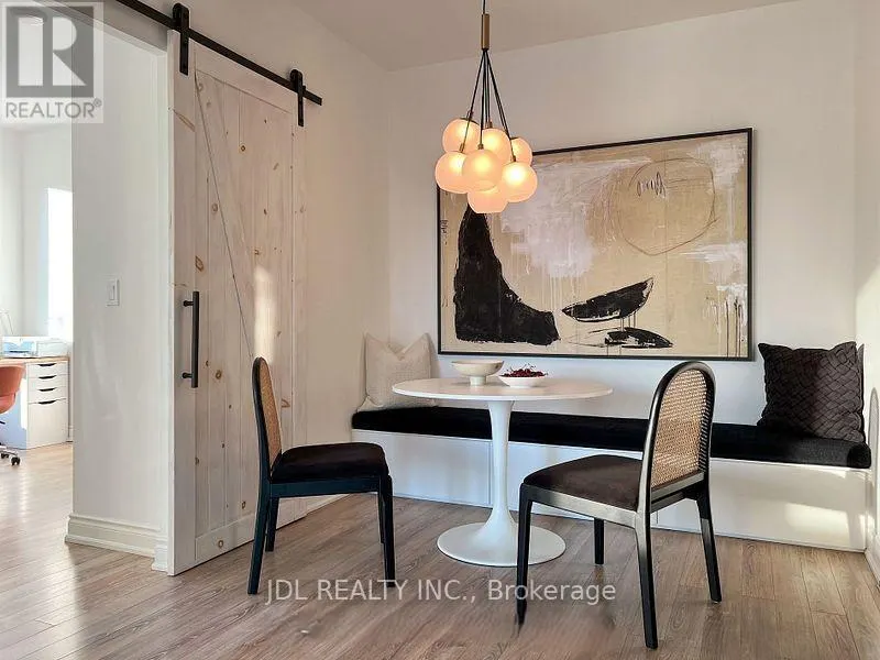 202B - 9090 YONGE STREET