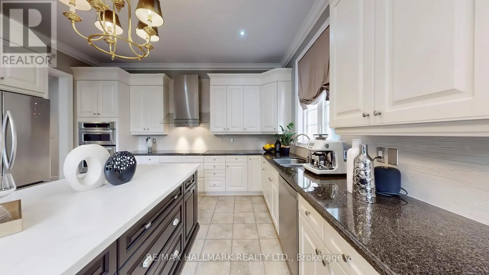 126 SIR STEVENS DRIVE